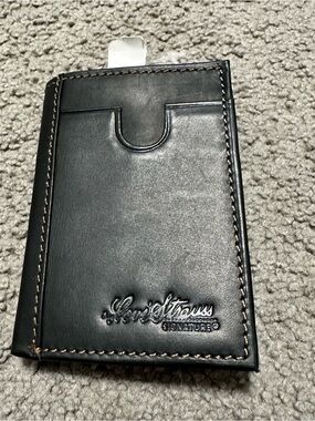 NWOT Levi’s Signature Black Genuine Leather Trifold wallet